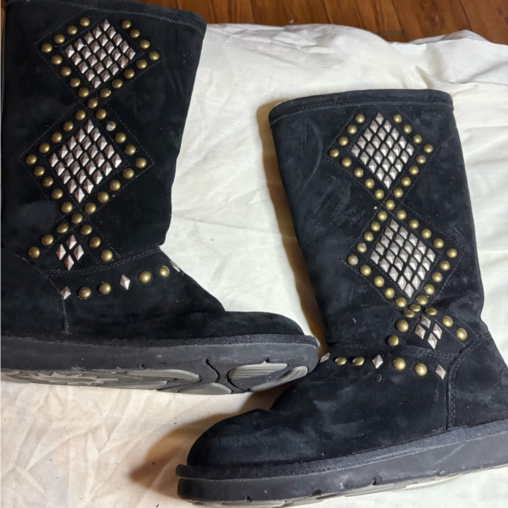 UGG Stylish Black Studded Women's Boots Size 6